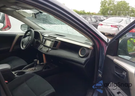 2014 Toyota Rav4 Xle z USA, uszkodzony, nr VIN 2T3RFREVXEW175762